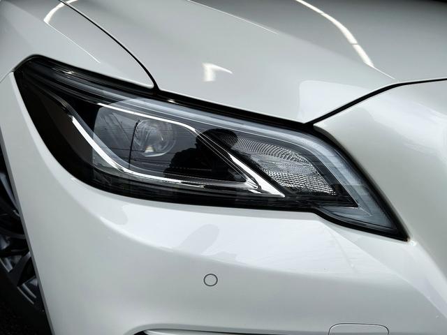 クラウンハイブリッド S (禁煙車)(メーカーSDナビ)(レーダクルーズコントロール)(コーナーセンサー)(レーンアシスト)(オートマチックハイビーム)(シートヒーター)(パワーシート)(ETC)(純正17インチAW)(15枚目)