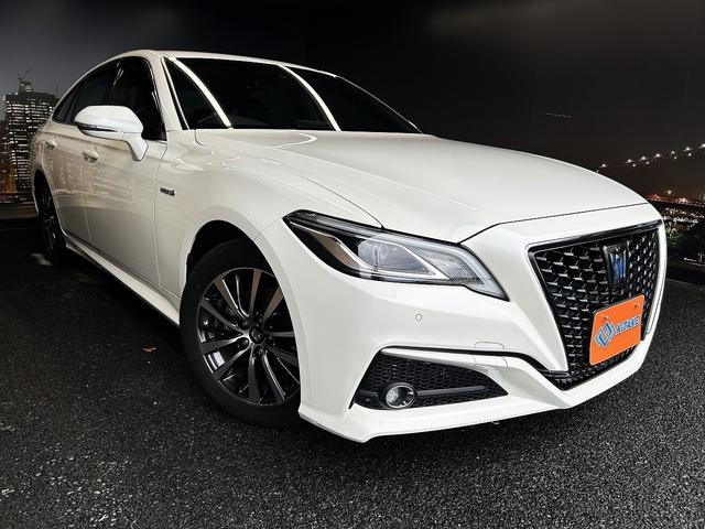 クラウンハイブリッド S (禁煙車)(メーカーSDナビ)(レーダクルーズコントロール)(コーナーセンサー)(レーンアシスト)(オートマチックハイビーム)(シートヒーター)(パワーシート)(ETC)(純正17インチAW)(22枚目)