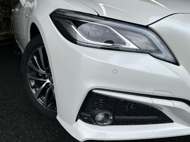 クラウンハイブリッド S (禁煙車)(メーカーSDナビ)(レーダクルーズコントロール)(コーナーセンサー)(レーンアシスト)(オートマチックハイビーム)(シートヒーター)(パワーシート)(ETC)(純正17インチAW)(26枚目)