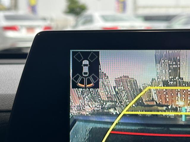 クラウンハイブリッド S (禁煙車)(メーカーSDナビ)(レーダクルーズコントロール)(コーナーセンサー)(レーンアシスト)(オートマチックハイビーム)(シートヒーター)(パワーシート)(ETC)(純正17インチAW)(39枚目)