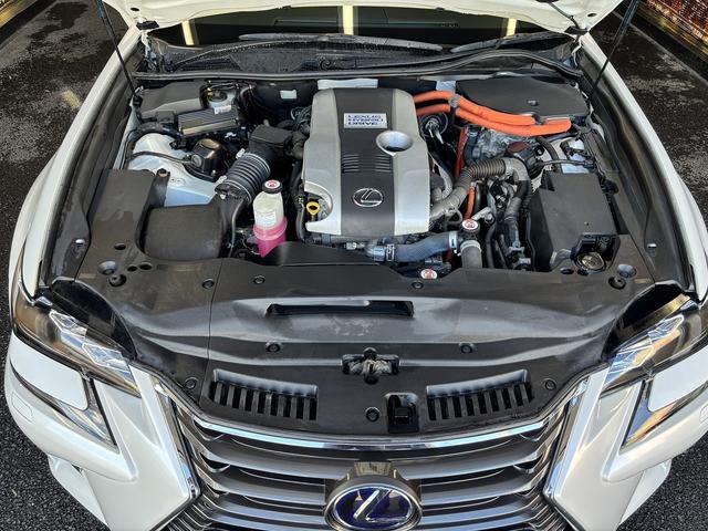 GS GS300h バージョンL プリクラッシュ(禁煙車)(後期型)(黒本革シート)(メーカーSDナビ)(レーダークルーズ)(レーンキープアシスト)(後席コンソールスイッチ)(電動リアサンシェード)(ETC)(純正18インチAW)(36枚目)