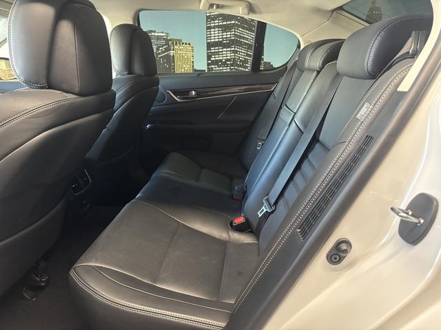 GS GS300h バージョンL プリクラッシュ(禁煙車)(後期型)(黒本革シート)(メーカーSDナビ)(レーダークルーズ)(レーンキープアシスト)(後席コンソールスイッチ)(電動リアサンシェード)(ETC)(純正18インチAW)(58枚目)