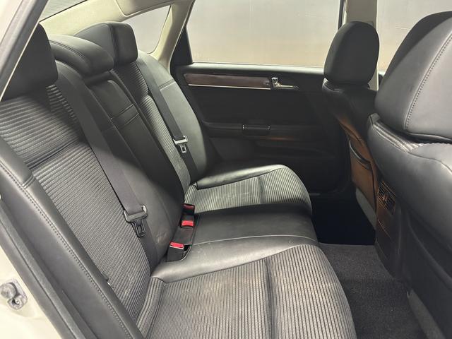 フーガ 250GT (後期型)(黒ハーフレザー)(メーカーナビ)(サイド・バックカメラ)(ビルトインETC)(HID)(スマートキー)(パワーシート)(オートライト)(AFS)(ミュージックサーバ)(純正18インチAW)(16枚目)