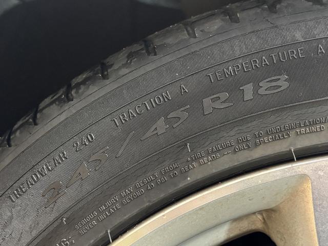 フーガ 250GT (後期型)(黒ハーフレザー)(メーカーナビ)(サイド・バックカメラ)(ビルトインETC)(HID)(スマートキー)(パワーシート)(オートライト)(AFS)(ミュージックサーバ)(純正18インチAW)(45枚目)