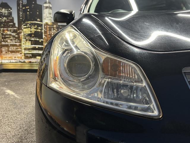 スカイライン 250GT (禁煙車)(黒ハーフレザー)(メーカーHDDナビ)(サイド・バックカメラ)(ETC)(HIDヘッドライト)(スマートキー)(パワーシート)(ミュージックサーバー)(オートライト)(純正17インチAW)(11枚目)