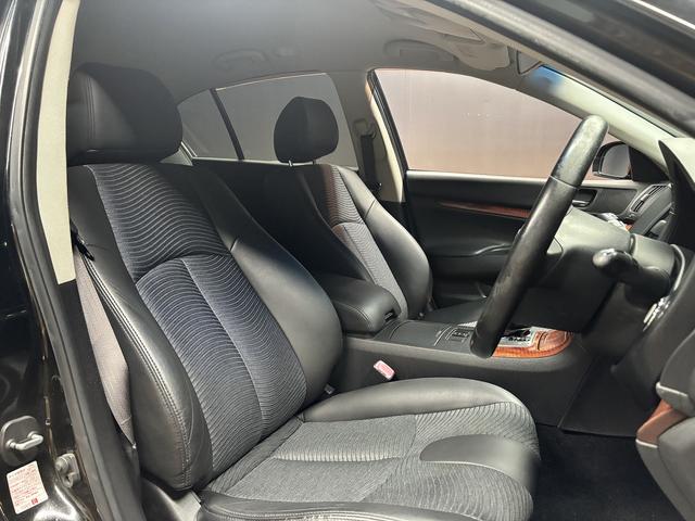 スカイライン 250GT (禁煙車)(黒ハーフレザー)(メーカーHDDナビ)(サイド・バックカメラ)(ETC)(HIDヘッドライト)(スマートキー)(パワーシート)(ミュージックサーバー)(オートライト)(純正17インチAW)(14枚目)