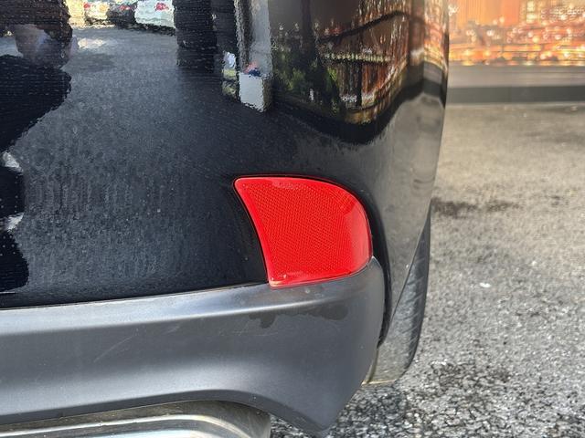 IS  トヨタセーフティセンス(後期型)(禁煙車)(レーダークルーズ)(黒ハーフレザー)(パワーシート)(シートヒーター)(レーンアシスト)(アイドリングストップ)(パドルシフト)(純正18インチAW)(40枚目)