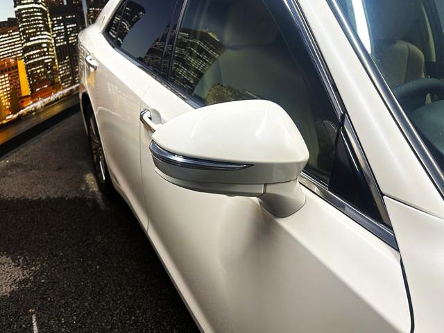 クラウンハイブリッド ロイヤルサルーン プリクラッシュ(禁煙車)(サンルーフ)(ベージュ本革シート)(新品ステアリング)(メーカーHDDナビ)(レーダークルーズ)(パワーシート)(シートヒーター&クーラー)(ETC)(純正17インチAW)(26枚目)