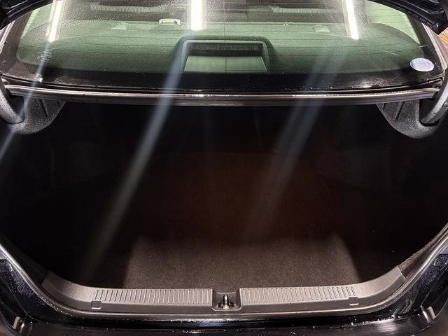 マークX 250S トヨタセーフティセンス(後期型)(純正SDナビ)(レーダクルーズコントロール)(コーナーセンサー)(パワーシート)(シートヒーター)(レーンアシスト)(バックカメラ)(ETC)(純正16インチAW)(16枚目)