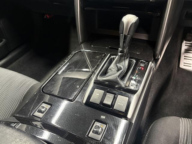 マークX 250S トヨタセーフティセンス(後期型)(純正SDナビ)(レーダクルーズコントロール)(コーナーセンサー)(パワーシート)(シートヒーター)(レーンアシスト)(バックカメラ)(ETC)(純正16インチAW)(44枚目)