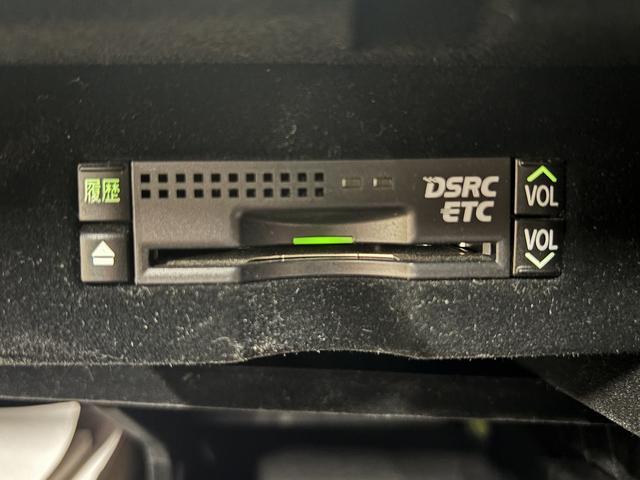 ＬＳ ＬＳ６００ｈＬ　エグゼクティブパッケージ　（禁煙車）（後期型）（黒本革）（マークレビンソン）（メーカーナビ）（バックカメラ）（レーダークルーズ）（クリアランスソナー）（シートエアコン）（ＥＴＣ）（後席コンソールスイッチ）（純正１８インチＡＷ）（15枚目）