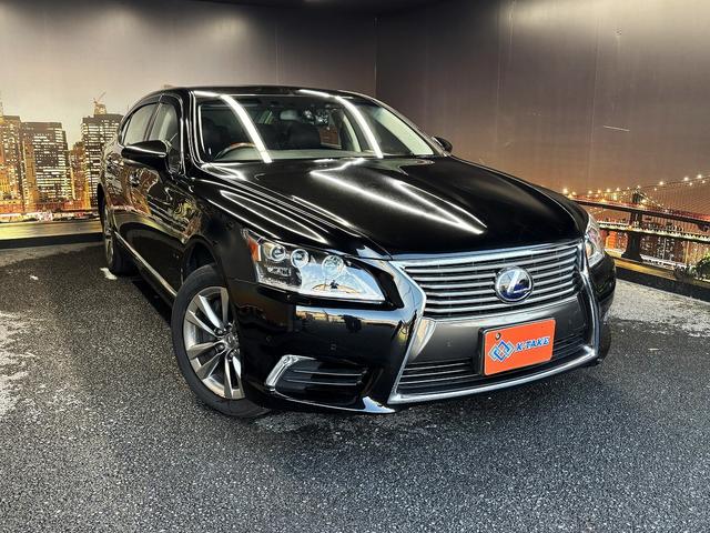 ＬＳ ＬＳ６００ｈＬ　エグゼクティブパッケージ　（禁煙車）（後期型）（黒本革）（マークレビンソン）（メーカーナビ）（バックカメラ）（レーダークルーズ）（クリアランスソナー）（シートエアコン）（ＥＴＣ）（後席コンソールスイッチ）（純正１８インチＡＷ）（23枚目）