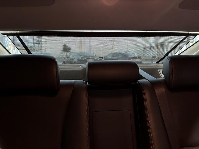 ＬＳ ＬＳ６００ｈＬ　エグゼクティブパッケージ　（禁煙車）（後期型）（黒本革）（マークレビンソン）（メーカーナビ）（バックカメラ）（レーダークルーズ）（クリアランスソナー）（シートエアコン）（ＥＴＣ）（後席コンソールスイッチ）（純正１８インチＡＷ）（27枚目）