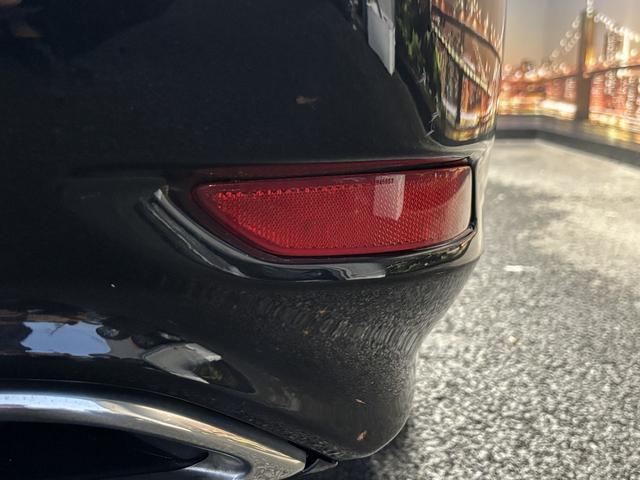 ＬＳ ＬＳ６００ｈＬ　エグゼクティブパッケージ　（禁煙車）（後期型）（黒本革）（マークレビンソン）（メーカーナビ）（バックカメラ）（レーダークルーズ）（クリアランスソナー）（シートエアコン）（ＥＴＣ）（後席コンソールスイッチ）（純正１８インチＡＷ）（28枚目）