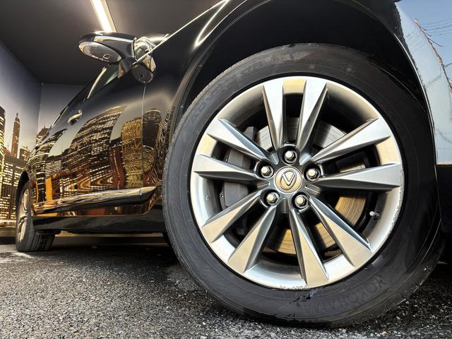 ＬＳ ＬＳ６００ｈＬ　エグゼクティブパッケージ　（禁煙車）（後期型）（黒本革）（マークレビンソン）（メーカーナビ）（バックカメラ）（レーダークルーズ）（クリアランスソナー）（シートエアコン）（ＥＴＣ）（後席コンソールスイッチ）（純正１８インチＡＷ）（49枚目）