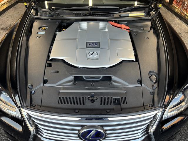 ＬＳ ＬＳ６００ｈＬ　エグゼクティブパッケージ　（禁煙車）（後期型）（黒本革）（マークレビンソン）（メーカーナビ）（バックカメラ）（レーダークルーズ）（クリアランスソナー）（シートエアコン）（ＥＴＣ）（後席コンソールスイッチ）（純正１８インチＡＷ）（55枚目）