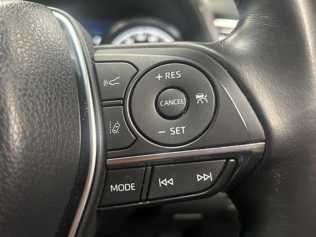 カムリ Ｇ　トヨタセーフティ（禁煙車）（純正ナビ）（バックカメラ）（パワーシート）　（レーダクルーズ）（オートマチックハイビーム）（ＥＴＣ）（ＬＥＤヘッドライト）（スマートキー）（フルセグ）（純正１７インチＡＷ）（8枚目）