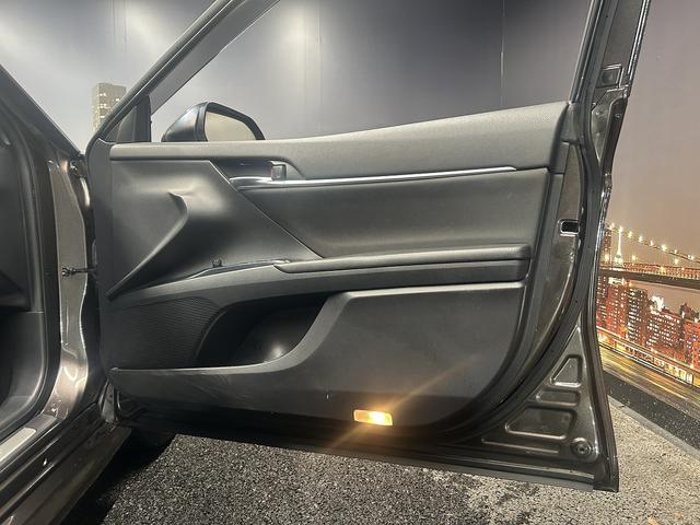 カムリ Ｇ　トヨタセーフティ（禁煙車）（純正ナビ）（バックカメラ）（パワーシート）　（レーダクルーズ）（オートマチックハイビーム）（ＥＴＣ）（ＬＥＤヘッドライト）（スマートキー）（フルセグ）（純正１７インチＡＷ）（33枚目）
