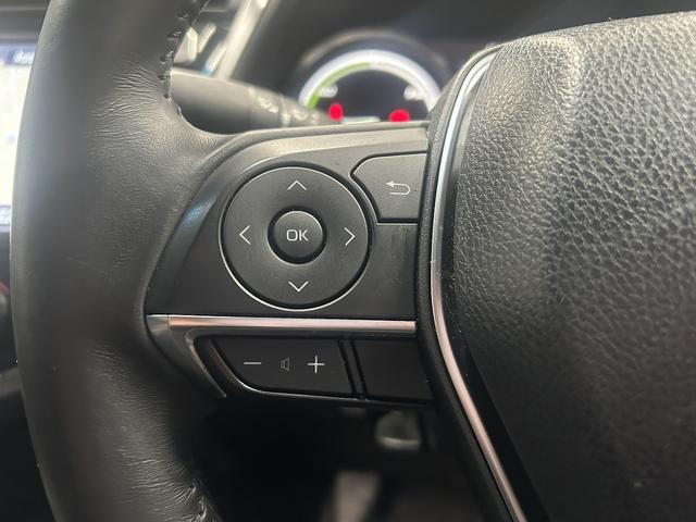 カムリ Ｇ　トヨタセーフティ（禁煙車）（純正ナビ）（バックカメラ）（パワーシート）　（レーダクルーズ）（オートマチックハイビーム）（ＥＴＣ）（ＬＥＤヘッドライト）（スマートキー）（フルセグ）（純正１７インチＡＷ）（44枚目）