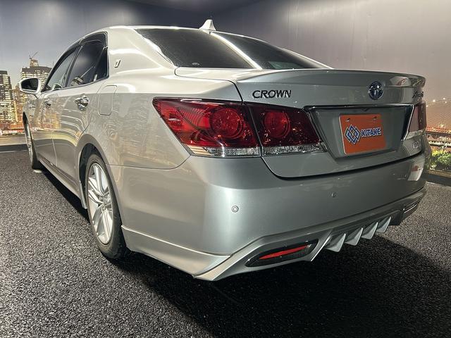 クラウンハイブリッド アスリートS プリクラッシュ(禁煙車)(メーカーHDDナビ)(レーダークルーズ)(コーナーセンサー)(パワーシート)(シートヒーター)(バックカメラ)(ビルトインETC)(フルセグTV)(純正17インチAW)(22枚目)