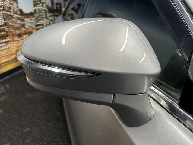 クラウンハイブリッド アスリートS プリクラッシュ(禁煙車)(メーカーHDDナビ)(レーダークルーズ)(コーナーセンサー)(パワーシート)(シートヒーター)(バックカメラ)(ビルトインETC)(フルセグTV)(純正17インチAW)(29枚目)