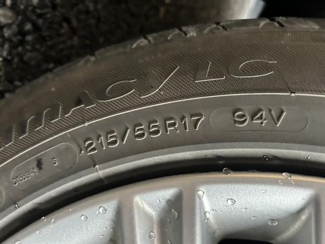 クラウンハイブリッド アスリートS プリクラッシュ(禁煙車)(メーカーHDDナビ)(レーダークルーズ)(コーナーセンサー)(パワーシート)(シートヒーター)(バックカメラ)(ビルトインETC)(フルセグTV)(純正17インチAW)(33枚目)