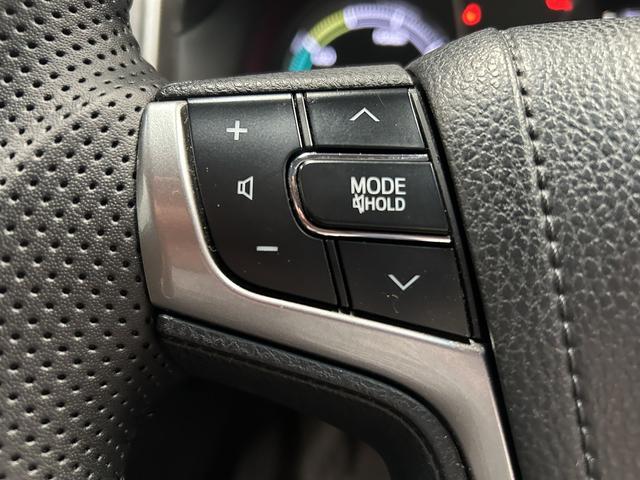 クラウンハイブリッド アスリートS プリクラッシュ(禁煙車)(メーカーHDDナビ)(レーダークルーズ)(コーナーセンサー)(パワーシート)(シートヒーター)(バックカメラ)(ビルトインETC)(フルセグTV)(純正17インチAW)(38枚目)