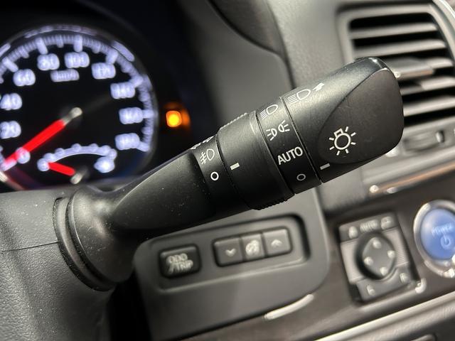 クラウンハイブリッド アスリートS プリクラッシュ(禁煙車)(メーカーHDDナビ)(レーダークルーズ)(コーナーセンサー)(パワーシート)(シートヒーター)(バックカメラ)(ビルトインETC)(フルセグTV)(純正17インチAW)(39枚目)