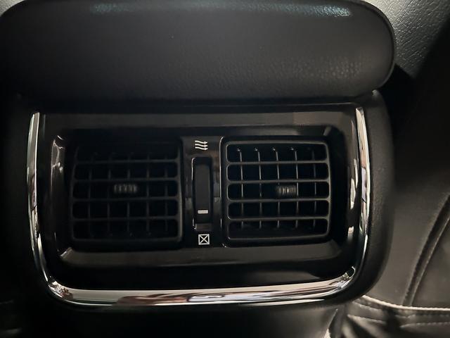 クラウンハイブリッド アスリートS プリクラッシュ(禁煙車)(メーカーHDDナビ)(レーダークルーズ)(コーナーセンサー)(パワーシート)(シートヒーター)(バックカメラ)(ビルトインETC)(フルセグTV)(純正17インチAW)(60枚目)