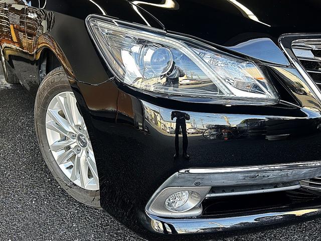 クラウンハイブリッド ロイヤルサルーン　プリクラッシュセーフティ（禁煙車）（メーカーＨＤＤナビ）（レーダークルーズコントロール）（コーナーセンサー）（シートヒーター）（パワーシート）（バックカメラ）（ビルトインＥＴＣ）（純正１６インチＡＷ）（26枚目）