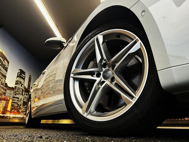 純正１８インチアルミホイール！アルミのコーティングも御座います！汚れがちなアルミホイールも安心です！！