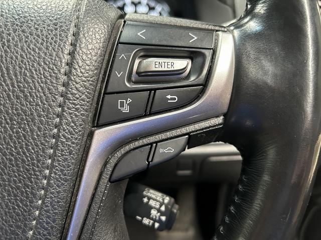 クラウンマジェスタ ベースグレード　（禁煙車）（後期型）（純正ＳＤナビ）（アラウンドビューモニター）（レーダークルーズ）（パワーシート）（クリアランスソナー）（シートヒーター）（ブルーレイ再生）（ＬＥＤ）（ＥＴＣ）（純正１７インチＡＷ）（38枚目）
