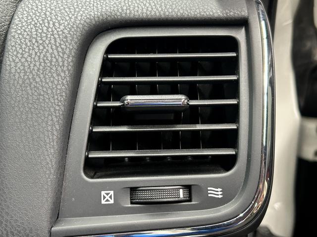 クラウンマジェスタ ベースグレード　（禁煙車）（後期型）（純正ＳＤナビ）（アラウンドビューモニター）（レーダークルーズ）（パワーシート）（クリアランスソナー）（シートヒーター）（ブルーレイ再生）（ＬＥＤ）（ＥＴＣ）（純正１７インチＡＷ）（43枚目）