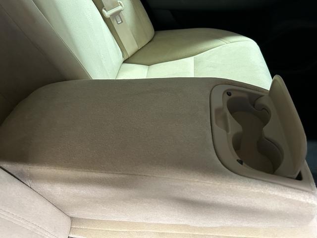 クラウンマジェスタ ベースグレード　（禁煙車）（後期型）（純正ＳＤナビ）（アラウンドビューモニター）（レーダークルーズ）（パワーシート）（クリアランスソナー）（シートヒーター）（ブルーレイ再生）（ＬＥＤ）（ＥＴＣ）（純正１７インチＡＷ）（63枚目）