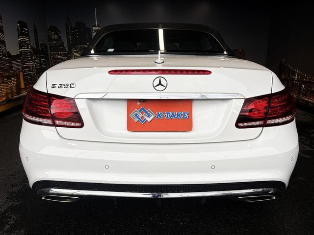 Eクラス E250カブリオレ AMGスポーツパッケージ(禁煙車)(後期型)(黒本革シート)(メーカーHDDナビ)(レーダークルーズ)(コーナーセンサー)(アラウンドビューモニター)(シートヒーター)(BSM)(純正18インチAW)(19枚目)