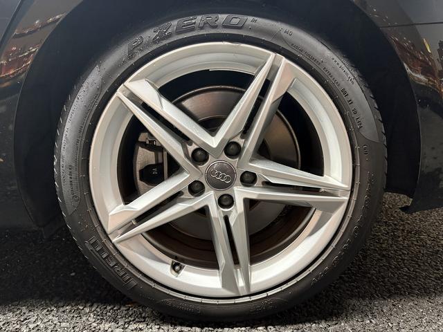 A4 2.0TFSIクワトロスポーツ (禁煙車)(黒半皮シート)(パークアシスト)(シートヒーター)(フロント&バックカメラ)(レーダークルーズ)(ビルトインETC)(オートマチックハイビーム)(パワーシート)(純正18インチAW)(30枚目)
