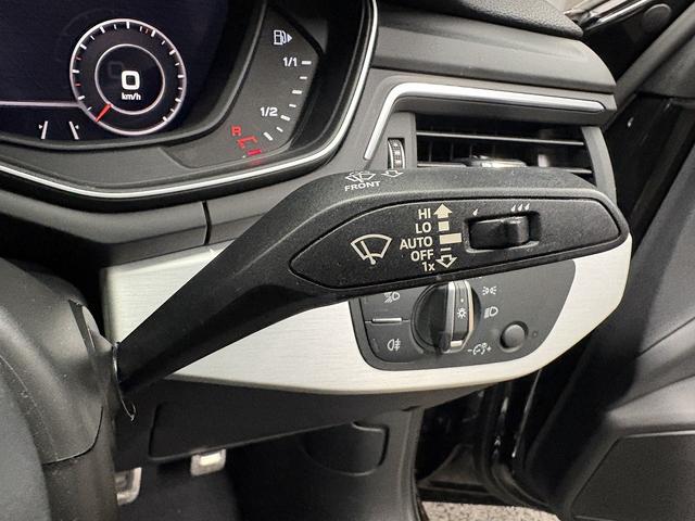 A4 2.0TFSIクワトロスポーツ (禁煙車)(黒半皮シート)(パークアシスト)(シートヒーター)(フロント&バックカメラ)(レーダークルーズ)(ビルトインETC)(オートマチックハイビーム)(パワーシート)(純正18インチAW)(32枚目)