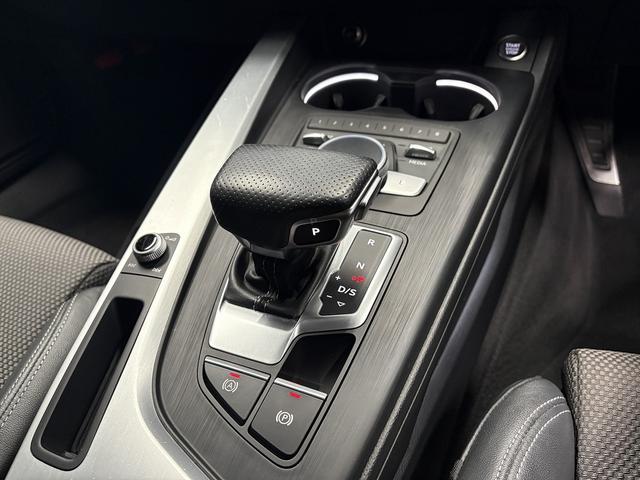 A4 2.0TFSIクワトロスポーツ (禁煙車)(黒半皮シート)(パークアシスト)(シートヒーター)(フロント&バックカメラ)(レーダークルーズ)(ビルトインETC)(オートマチックハイビーム)(パワーシート)(純正18インチAW)(36枚目)