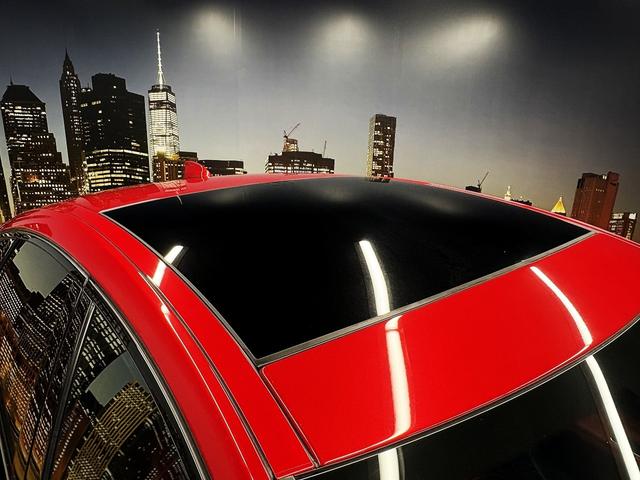 XF S ブラックパック(禁煙車)(サンルーフ)(赤/黒本革シート)(メーカーHDDナビ)(レーダークルーズ)(コーナーセンサー)(シートメモリー)(シートヒーター&クーラー)(純正20インチAW)(8枚目)