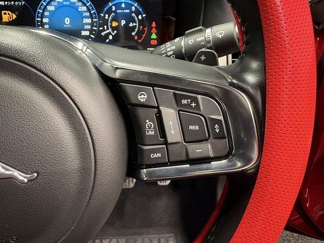 XF S ブラックパック(禁煙車)(サンルーフ)(赤/黒本革シート)(メーカーHDDナビ)(レーダークルーズ)(コーナーセンサー)(シートメモリー)(シートヒーター&クーラー)(純正20インチAW)(9枚目)