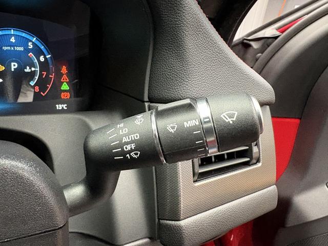 XF S ブラックパック(禁煙車)(サンルーフ)(赤/黒本革シート)(メーカーHDDナビ)(レーダークルーズ)(コーナーセンサー)(シートメモリー)(シートヒーター&クーラー)(純正20インチAW)(49枚目)