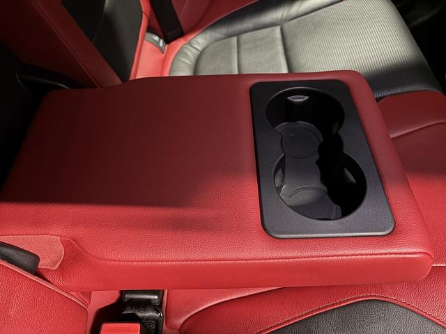 XF S ブラックパック(禁煙車)(サンルーフ)(赤/黒本革シート)(メーカーHDDナビ)(レーダークルーズ)(コーナーセンサー)(シートメモリー)(シートヒーター&クーラー)(純正20インチAW)(56枚目)