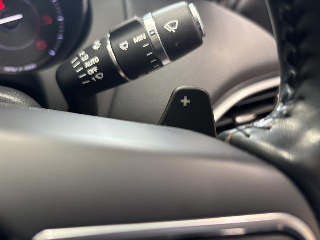 ＸＥ ＸＥ　プレステージ　（禁煙車）（ベージュ本革シート）（ターボ）（メーカーＨＤＤナビ）（レーダークルーズ）（コーナーセンサー）（シートメモリー）（シートヒーター）（ＭＥＲＤＩＡＮ）（レーンアシスト）（純正１８インチＡＷ）（10枚目）