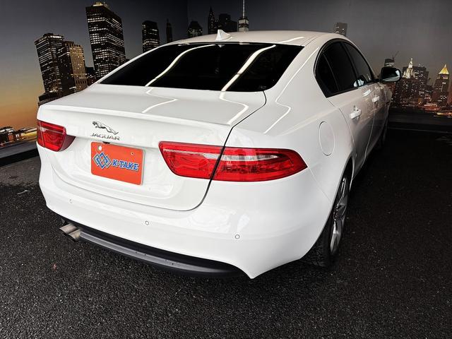 ＸＥ ＸＥ　プレステージ　（禁煙車）（ベージュ本革シート）（ターボ）（メーカーＨＤＤナビ）（レーダークルーズ）（コーナーセンサー）（シートメモリー）（シートヒーター）（ＭＥＲＤＩＡＮ）（レーンアシスト）（純正１８インチＡＷ）（22枚目）