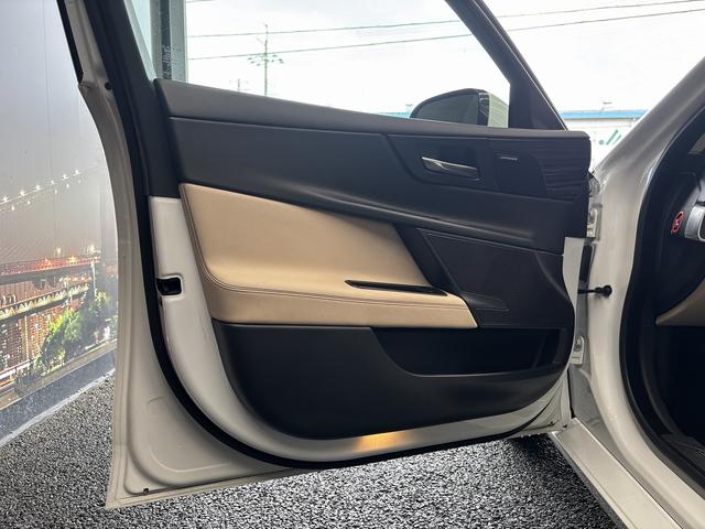 ＸＥ ＸＥ　プレステージ　（禁煙車）（ベージュ本革シート）（ターボ）（メーカーＨＤＤナビ）（レーダークルーズ）（コーナーセンサー）（シートメモリー）（シートヒーター）（ＭＥＲＤＩＡＮ）（レーンアシスト）（純正１８インチＡＷ）（35枚目）