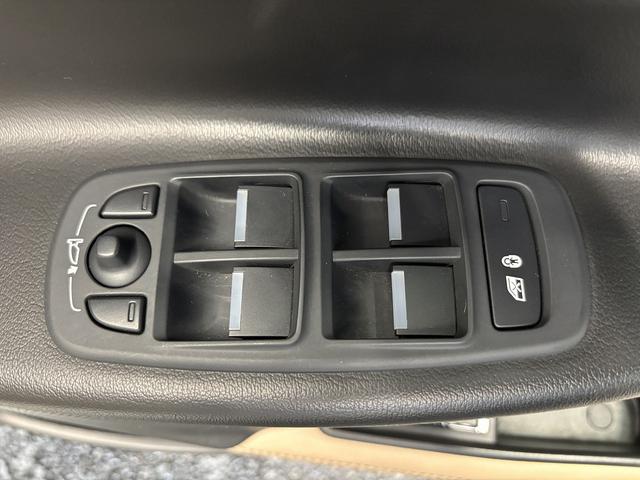 ＸＥ ＸＥ　プレステージ　（禁煙車）（ベージュ本革シート）（ターボ）（メーカーＨＤＤナビ）（レーダークルーズ）（コーナーセンサー）（シートメモリー）（シートヒーター）（ＭＥＲＤＩＡＮ）（レーンアシスト）（純正１８インチＡＷ）（38枚目）