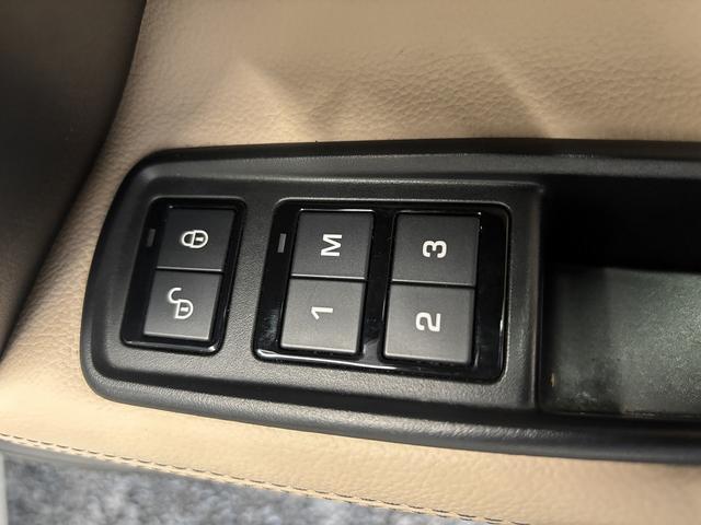 ＸＥ ＸＥ　プレステージ　（禁煙車）（ベージュ本革シート）（ターボ）（メーカーＨＤＤナビ）（レーダークルーズ）（コーナーセンサー）（シートメモリー）（シートヒーター）（ＭＥＲＤＩＡＮ）（レーンアシスト）（純正１８インチＡＷ）（51枚目）