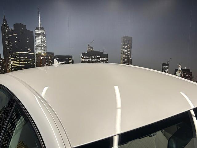 ＩＳ ＩＳ２５０　（禁煙車）（メーカーＨＤＤナビ）（バックカメラ）（クルーズコントロール）（クリアランスソナー）（スマートキー）（パワーシート）（フルセグ）（ＥＴＣ）（パドルシフト）（ＨＩＤ）（純正１７インチＡＷ）（29枚目）