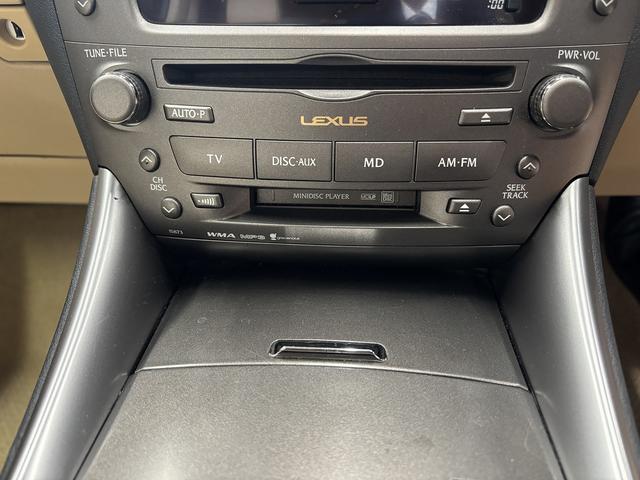 ＩＳ ＩＳ２５０　（禁煙車）（メーカーＨＤＤナビ）（バックカメラ）（クルーズコントロール）（クリアランスソナー）（スマートキー）（パワーシート）（フルセグ）（ＥＴＣ）（パドルシフト）（ＨＩＤ）（純正１７インチＡＷ）（33枚目）