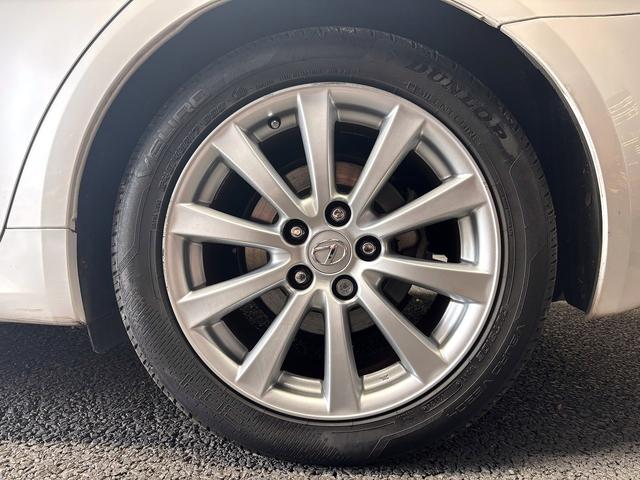 ＩＳ ＩＳ２５０　（禁煙車）（メーカーＨＤＤナビ）（バックカメラ）（クルーズコントロール）（クリアランスソナー）（スマートキー）（パワーシート）（フルセグ）（ＥＴＣ）（パドルシフト）（ＨＩＤ）（純正１７インチＡＷ）（56枚目）